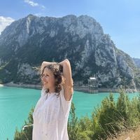 Celeste Robertson's Photo