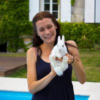 Brooke Henshall的照片