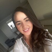 Ariane Aciole's Photo