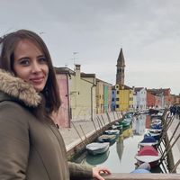 Nihed  Ben Achour的照片