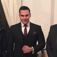 Gölce Tayyar的照片