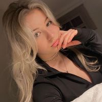 Tina Nesibová的照片