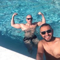 Olsi  Miles的照片