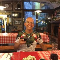 Elias  Hawila的照片