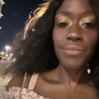 Dinea Evans的照片