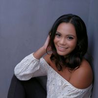 Nina de Leon's Photo