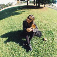 Monyse Takaki的照片