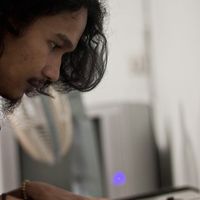 Chamzawi Umar的照片