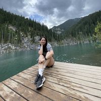 Fotos von Aigerim Zholdospayeva