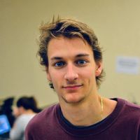 Arnaud Sylvestre的照片