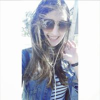 Gülan Ektiren的照片