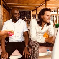 nicholas kezimana的照片