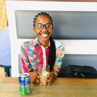 Aune  Elindi的照片