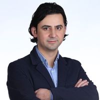 Onur Özgür Özkan's Photo