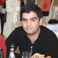 Fotos von Oganes Oganesian