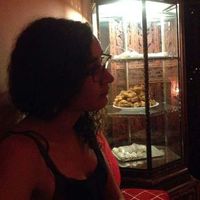 Yasmine Benalia的照片