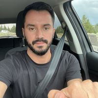 Michael Uzcátegui Venales的照片