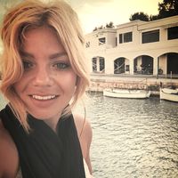 Elizabeth Agajanian's Photo