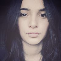 Sibel Güney的照片