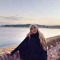 Clemence Zouari的照片