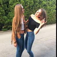 Belinda and Michaela的照片