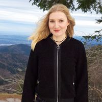 Esther  Röcher的照片