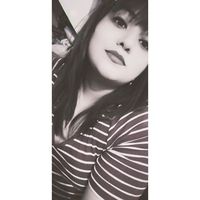 Andrea Esquivel的照片