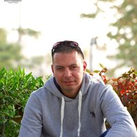 Yaser Younes的照片