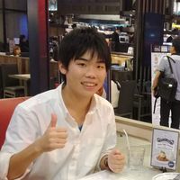 Takaaki Kogushi的照片