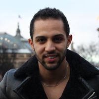 hamza kurty的照片