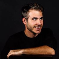 Luca Ferrari的照片