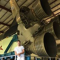 Arti Qormemeti的照片