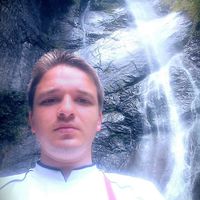 George Nairashvili的照片