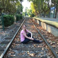 Emeline Deneuve的照片