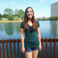 Deanna Sharma的照片