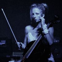 Fotos von Jenette Mackie