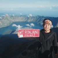 Fotos de Nerva Pradiptum