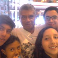 Gabriel Calderon的照片