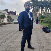 Amarjeet Saluja的照片