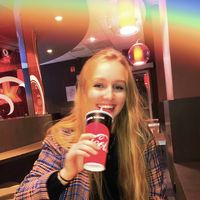 Laura  De Leeuw's Photo