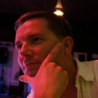 Logan McKay的照片