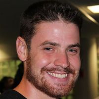 Collin Maio的照片