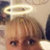 Emily Asapinall的照片