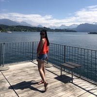 Dana Kazenova的照片