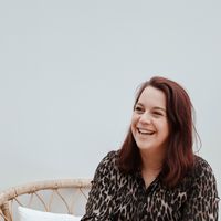 Nikki Schelfhout的照片