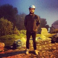 roberto tello的照片