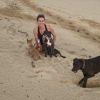 April McDavid的照片