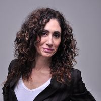 Vivian Dragna's Photo