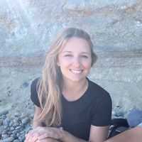 Ariana Laguna's Photo