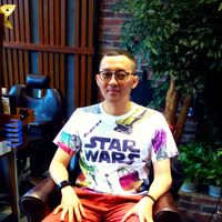 Adimas Puruhito的照片